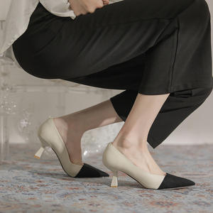 Chaussures à talons hauts imperméables pour femmes, talons pour l'extérieur et les jours de pluie avec semelle antidérapante pour les événements, les mariages et les voyages - Product Image 4