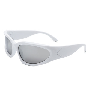 UV400 <span class=keywords><strong>occhiali</strong></span> <span class=keywords><strong>da</strong></span> <span class=keywords><strong>sole</strong></span> <span class=keywords><strong>sportivi</strong></span> <span class=keywords><strong>da</strong></span> <span class=keywords><strong>donna</strong></span> personalizzati con Logo Punk Fashion in bicicletta pesca Golf Y2K <span class=keywords><strong>occhiali</strong></span> <span class=keywords><strong>da</strong></span> <span class=keywords><strong>sole</strong></span> firmati - Product Image 6