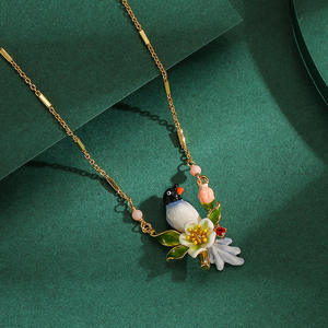 Collar con colgante de flor blanca y pájaro de las buenas <span class=keywords><strong>noticias</strong></span> en 3D esmaltado, joyería de animales linda para mujer - Product Image 3