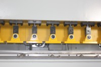 Plaque de métal tôle bord fraiseuse CNC entièrement contrôle pour acier au carbone acier inoxydable