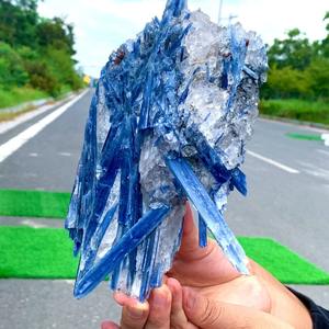 Pierres de Kyanite Bleue Naturelle de 800-1000g pour la Guérison Spirituelle, Spécimens de Cristal de Quartz, Décorations, Cadeaux, Pierre Brute CrystalHola - Product Image 5