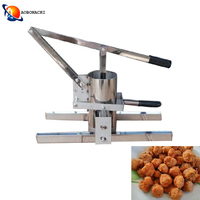 Machine à extruder les boulettes de viande Jz pour la fabrication de croquettes crues ou bouillies, et de boulettes pressées à la main pour usage domestique
