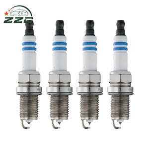FR8KII33X 9600 Pièces de moteur automobile 0242230528 Bougie d'allumage pour Audi <span class=keywords><strong>Chrysler</strong></span> Honda KIA Vente en gros d'usine Bougies - Product Image 2