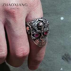 Bagues Hip Hop Crâne et Squelette pour Hommes, Bijoux Authentiques en Acier Inoxydable, Vente en Gros - Product Image 6