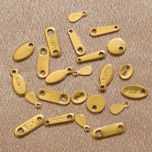 Accessori per gioielli ovali in acciaio inossidabile ciondoli con Logo di piccole marche ciondoli personalizzati con Logo inciso ciondolo