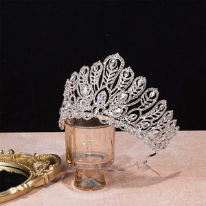 Nueva Tiara <span class=keywords><strong>de</strong></span> Novia, Corona, Accesorio para el Cabello, Ultra Elegante, con Cristales Blancos, Estilo Europeo, para Boda - Product Image 2