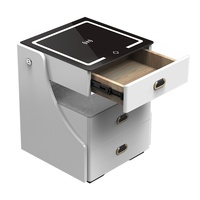 Onnais Mobilier de maison moderne Coffre-fort Table de chevet à double couche Serrure à clé Chargement sans fil intégré Bluetooth Audio Petit tiroir