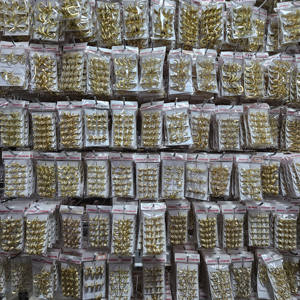 CM perhiasan grosir kuningan 14k berlapis emas wanita Vintage sederhana 5mm tebal anting Hoop geometris Glossy bentuk U anting-anting Huggie - Product Image 1