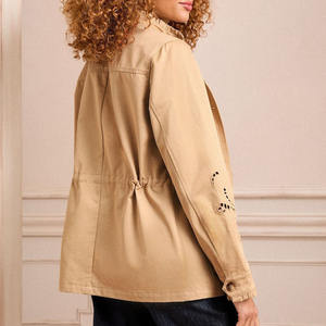 Chaqueta Bomber Personalizada de Moda Otoño Invierno para Mujer, OEM, Algodón, Bordado Láser, Botones Individuales, Corta, Cortavientos, Ecológica, Holgada - Product Image 5