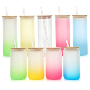 Vaso de agua transparente esmerilado de 500/700 ml, sin BPA, a prueba de fugas, para sublimación, con forma de lata de cerveza, tapa de bambú y pajita. - Product Image 2