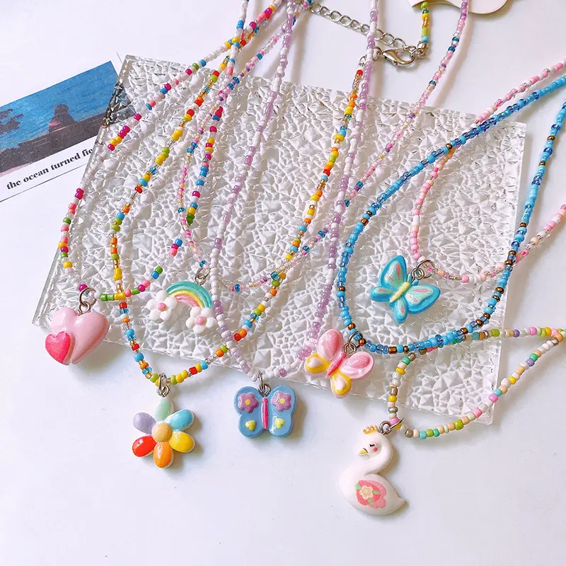 Korean and Japan Style Colorful Beaded Necklace for Little Girls Cute Butterfly Pendant Necklace Handmade Chic Bead Necklaces