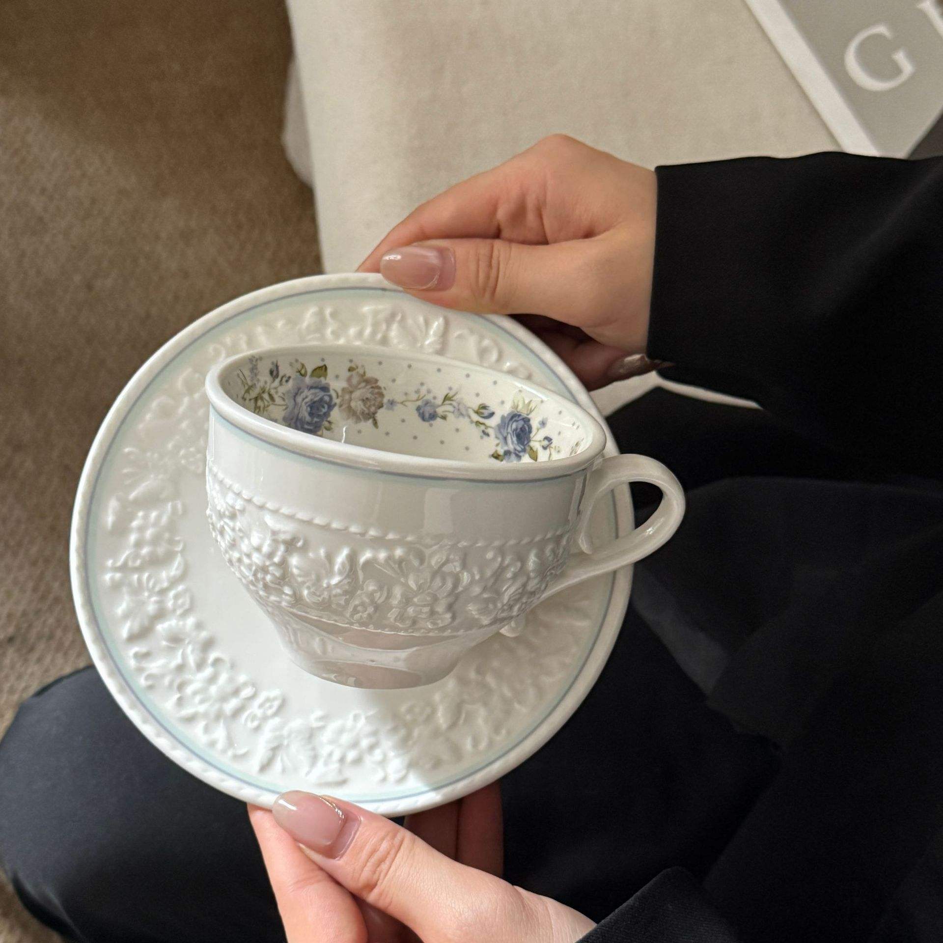 Holiday Blue Rose Estate Cups and Plates 200ML