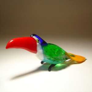 Handmade Glass Toucan Figurine Green Blue Red Beak Crystal Animal Decor Contemporary Style <b>Desk</b> <b>Ornament</b> - Product Image 1