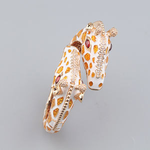 LX0458 Bracelets de bijoux africains de luxe en or pour femmes Bijoux fins à la mode avec breloque <span class=keywords><strong>girafe</strong></span> en zircone cubique - Product Image 3
