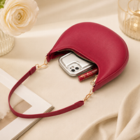 Sac à bandoulière croissant pour femme en cuir PU, sac à main demi-lune minimaliste, petit sac hobo décontracté pour le quotidien, sac de mode