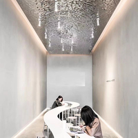 Design moderne 3D PVD SS 304/316 tôle d'acier inoxydable ondulation de l'eau miroir plafond décoratif en métal bâtiment appartement parc