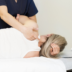 แผ่นกระดาษตรวจทางนรีเวชแบบใช้แล้วทิ้งม้วนสำหรับโรงพยาบาลโรงแรม26ปีแบบเรียบโรงงาน OEM - Product Image 5