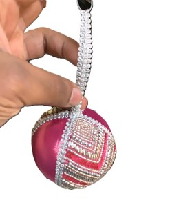 Adornos Navideños de Terciopelo Zardozi Elegantes y de Lujo – Adornos Bordados a Mano con Estilo Mughal, Decoración Colgante - Product Image 1
