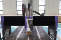 Vente chaude Best-seller ATC 3 axes refroidi à l'eau 1325 1530 CNC Fraiseuse pour bois massif MDF PVC Armoires Gravure sur bois
