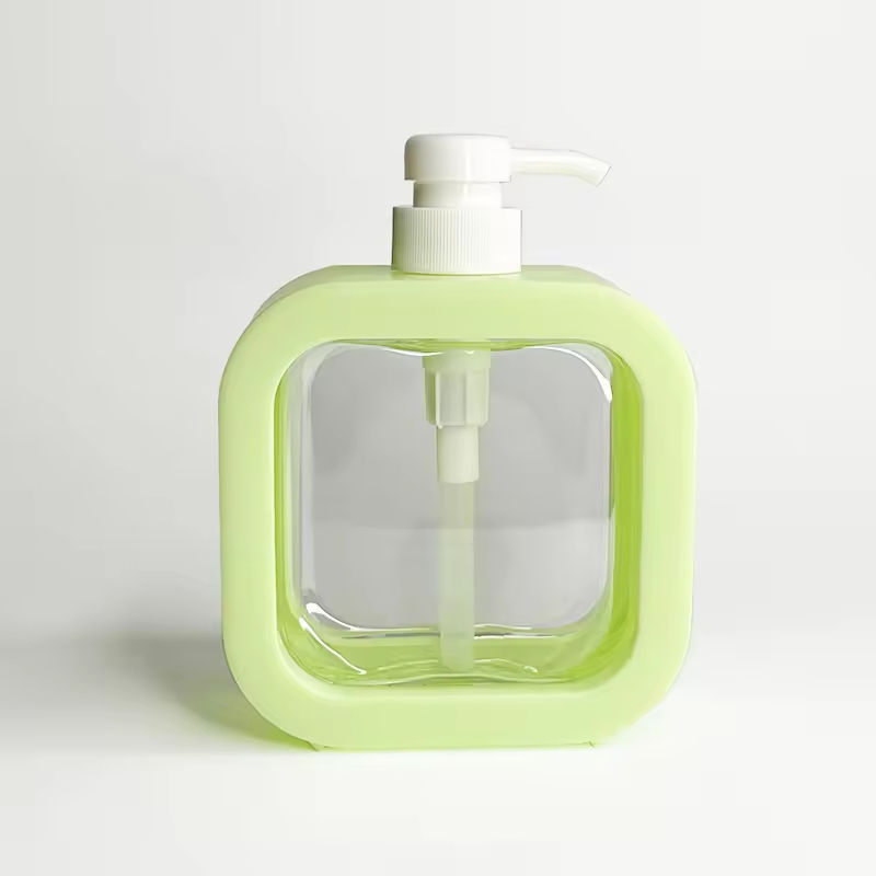 สีเขียว