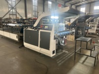 Machine à plastifier sans colle semi-automatique à moteur électrique haute vitesse de qualité supérieure pour cartons alimentaires