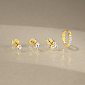 Juego de 4 Piezas de Aretes de Aro de Plata 925 con Borlas de Lujo, Diseño Nuevo, con Circonitas Simples - Product Image 4
