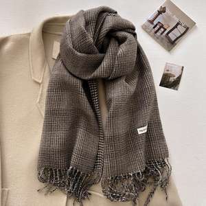 Bufanda a cuadros clásica de estilo coreano de lujo de alta calidad <span class=keywords><strong>para</strong></span> mujer, bufanda cálida gruesa de otoño e invierno <span class=keywords><strong>para</strong></span> <span class=keywords><strong>parejas</strong></span> que combinan con todo - Product Image 1