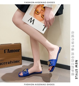 Di alta qualità di lusso da donna PVC EVA a fondo piatto estate pantofole morbido singolo cinturino sandali <span class=keywords><strong>con</strong></span> <span class=keywords><strong>catena</strong></span> di metallo decorazione all'ingrosso - Product Image 3