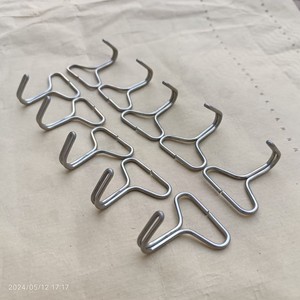 Crochets métalliques durables en acier inoxydable 201, 2.8cm x 2.6cm, pour accessoires de chaise, élasticité du coussin de siège - Product Image 1