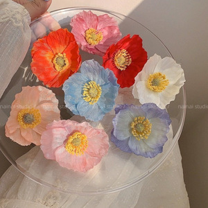 Presilha de Cabelo Nova com Flor de Lírio Artificial de Cristal Estilo Pura Sedução para Fotos de Férias na Praia - Acessório de Cabelo de Alta Qualidade - Product Image 3