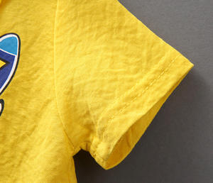 Nouvelle Collection de Vêtements pour Enfants de Haute Qualité en Gros : Ensembles Chemises Blanches et Pantalons Jeans - Product Image 3