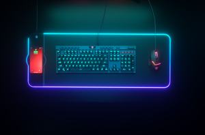 Nueva almohadilla de carga inalámbrica rápida al por mayor para videojuegos, sublimación Led, impresión personalizada, luces de juego, alfombrilla de ratón RGB - Product Image 2