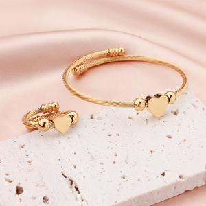 Conjunto de Pulsera y Anillo de Corazón en Acero Inoxidable con Baño de Oro Real de 18K, Estilo Cable, Resistente al Deslustre, para Mujer - Product Image 4