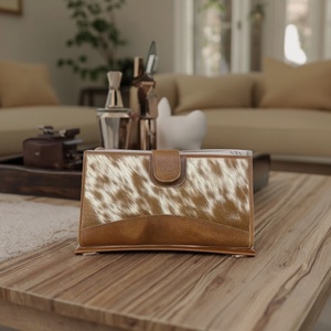 Portefeuille fin de luxe personnalisé Boshiho, en cuir de vachette et fourrure, avec fermeture éclair, fenêtre RFID pour carte d'identité et emplacement pour cartes de crédit - Product Image 6