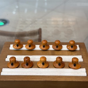 Cuentas de madera con forma de sombrero de payaso para pulseras, manualidades, accesorios de bricolaje, decoración del hogar, regalo de Navidad, regalo para compañeros de clase - Product Image 4
