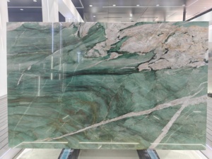 Dalles de pierre naturelle en quartzite vert royal, îlot de cuisine extérieur moderne, plan de toilette, salle de bain, extérieur, salle à manger, chambre à coucher, escalier - Product Image 2