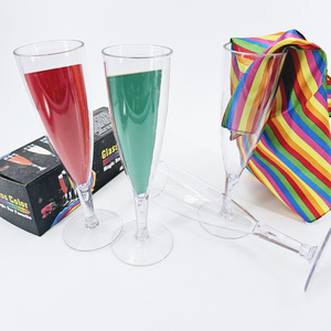 G0580 Verre à vin changeant de couleur - King Magic - Accessoires de magie pour spectacles de festival - Vente en gros fabricant - Product Image 1