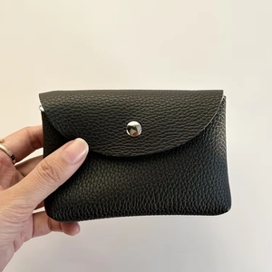 Mini monedero de piel sintética con nombre personalizado y bolsa de almacenamiento de efectivo para mujer, tarjetero de piel sintética con guijarros suaves - Product Image 3