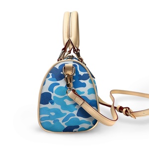 Borsa a Tracolla BLUE CAMO MULTI CAMO con Cinghia, Elegante e Versatile, Aggiunge un Tocco di Maturità, Manico Chiaro, Borsa da Donna - Product Image 4