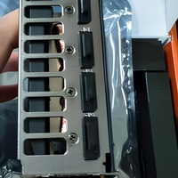 Kartu Grafis Gigabyte RTX 5060 8G Dual Fan HDMI DP Gaming GPU Kartu Tampilan Desktop