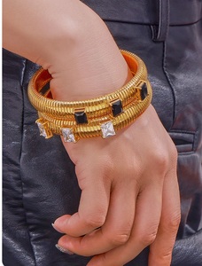 B039 impermeable 18K chapado en oro de acero inoxidable <span class=keywords><strong>cuello</strong></span> de <span class=keywords><strong>cisne</strong></span> pulsera joyería de moda brazaletes de diamantes para mujeres - Product Image 6