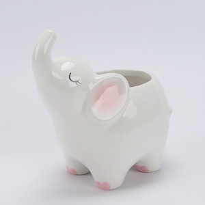 Encantadora Maceta <span class=keywords><strong>de</strong></span> Cerámica Blanca con Forma <span class=keywords><strong>de</strong></span> <span class=keywords><strong>Elefante</strong></span>, con Orejas y Patas Rosadas, Hermoso Porta Macetas con Temática Animal para Decoración - Product Image 5