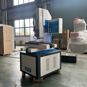 Dd703.30 trục chính servo du lịch lỗ nhỏ tia lửa xói mòn khoan EDM máy - Product Image 1