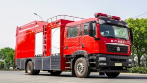 Promotion : Camion de pompiers HOWO 1000 gal CAFS, Véhicules de lutte contre l'incendie UAV, utilisés pour la lutte contre les incendies urbains - Product Image 4