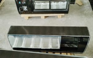 Vitrine réfrigérée personnalisée pour sushis, congélateur de comptoir à dégivrage automatique pour station de préparation alimentaire - Product Image 3