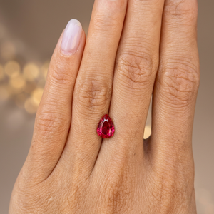 Pierre de rubis rouge de qualité supérieure, taille poire, naturelle et synthétique, tailles personnalisées pour bijoux fins - Product Image 5