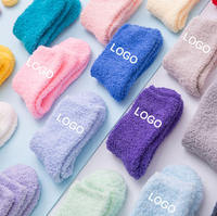 Chaussettes douillettes et chaudes en microfibre pour femme, brodées sur mesure avec logo, colorées, mignonnes et douces, idéales pour l'hiver, en tricot moelleux et duveteux, pour dormir