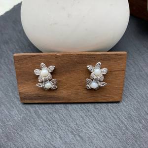 <span class=keywords><strong>Best</strong></span> <span class=keywords><strong>Seller</strong></span> en Europa y América Oval Ear Clip Personalidad Moda Pendientes de perlas Anillos novedosos Mujer - Product Image 3