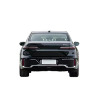 untuk BMW Seri 7 G70 model M Sport yang ditingkatkan tahun 23-26, versi populer dengan rakitan bumper depan, gril, dan kit lampu depan