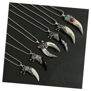 थोक विंटेज पंक फांग दांत गहने हार फैशन स्टेनलेस स्टील चेन भेड़िया दांत खोपड़ी पुरुषों के लिए - Product Image 1